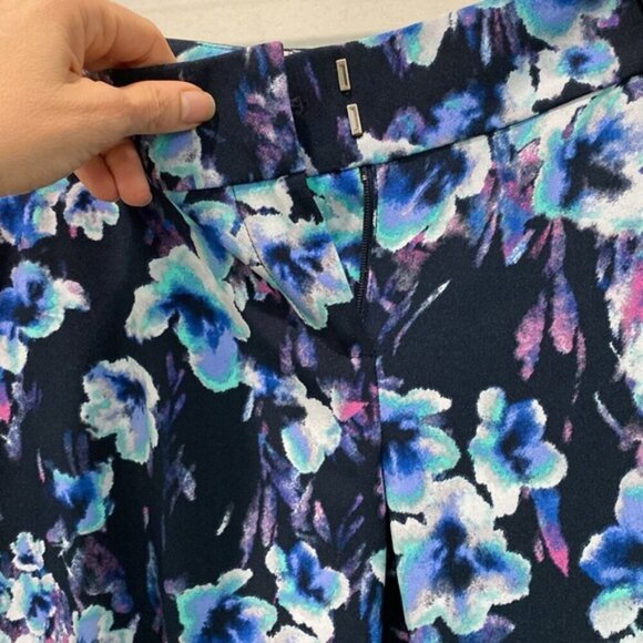 Ann Taylor Floral Straight Leg Pants - Picture 4 of 12